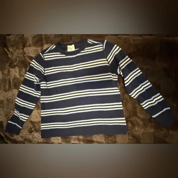 Reformation Cashmere boyfriend sweater Navy and White Stripe - Picture 4 of 4